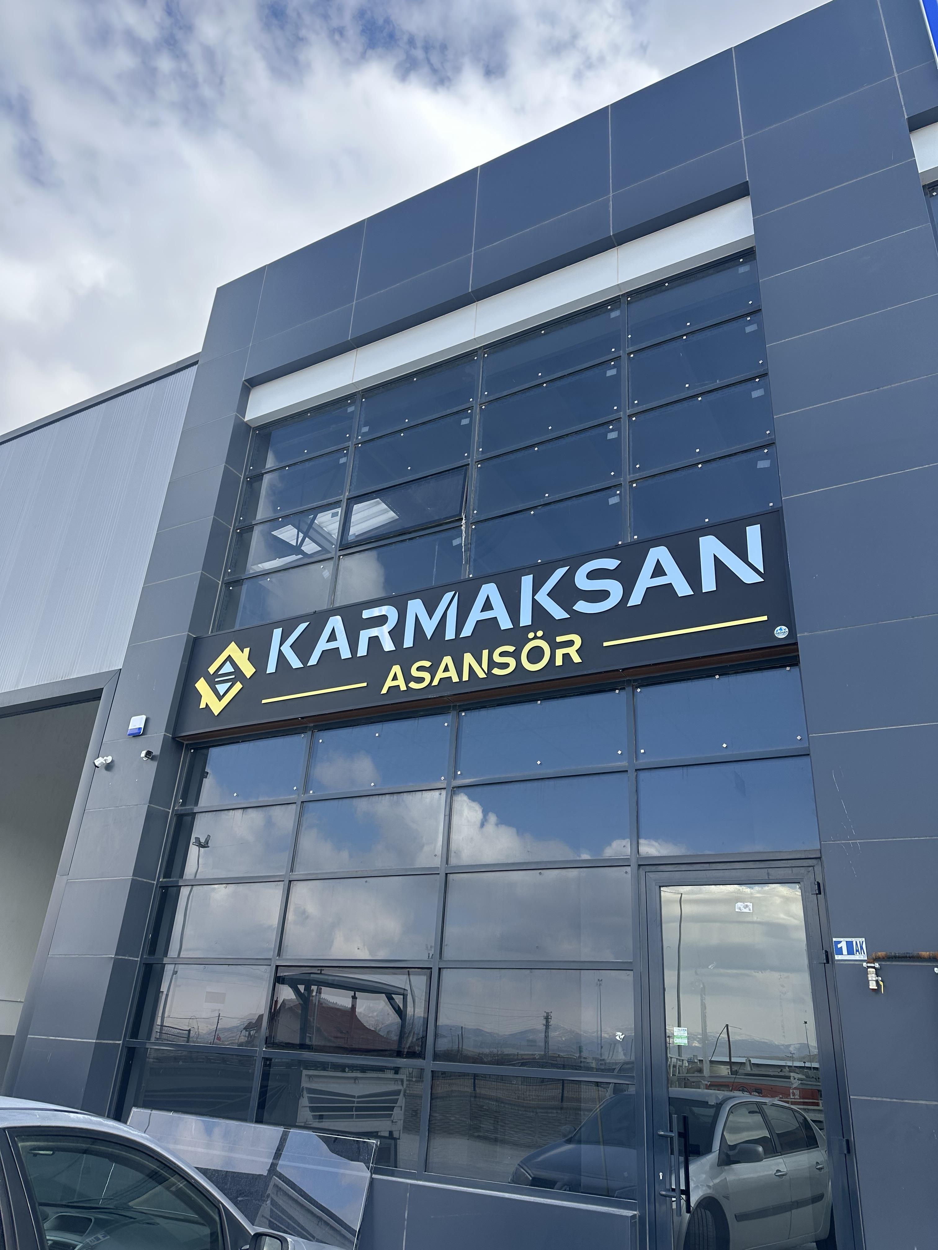Konya’da Dağhan Tabela Reklam tarafından hazırlanan kabartma eloksal tabela uygulaması