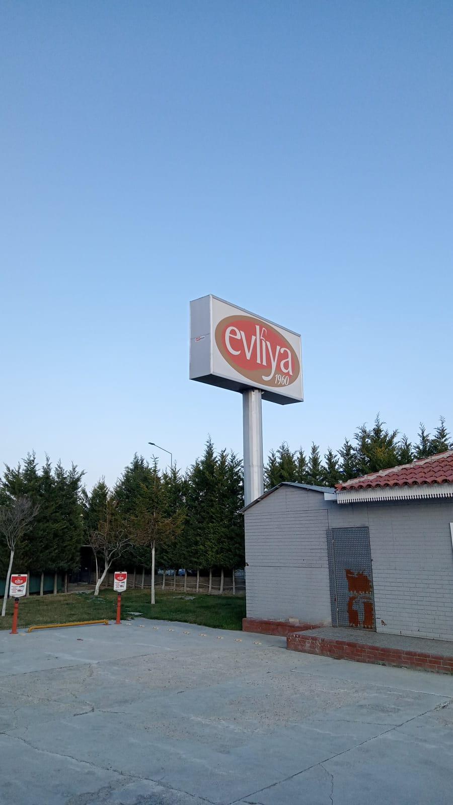Konya’da Dağhan Tabela Reklam tarafından hazırlanan totem tabela uygulaması